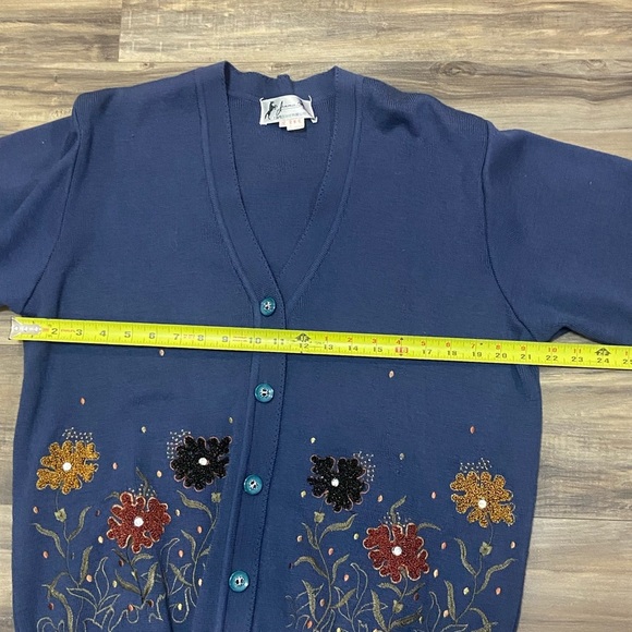 Vintage Blue Floral Women's Cardigan - Picture 5 of 5